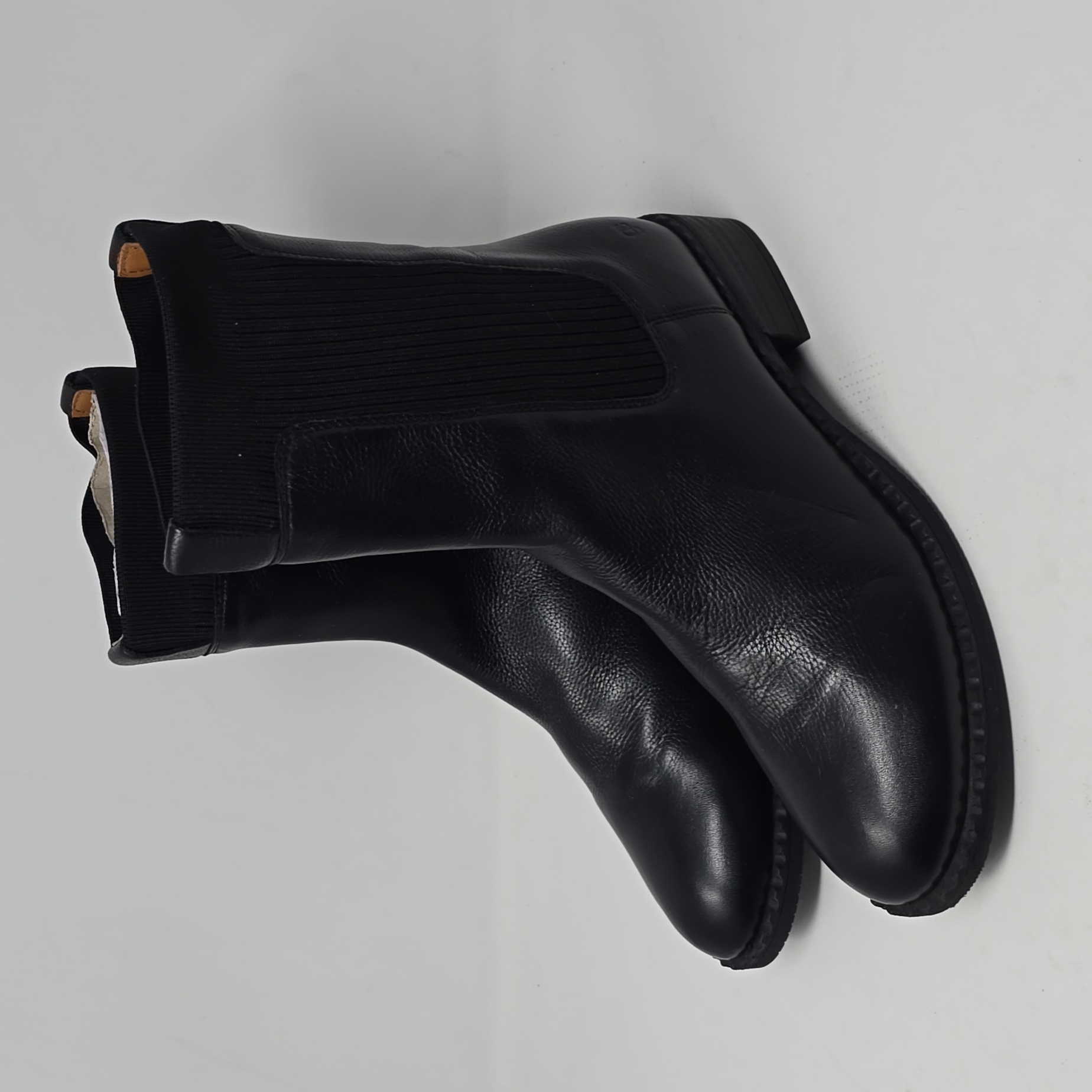 Gentle Souls Bernadette Pull On Chelsea Boots Black Leather Size 10